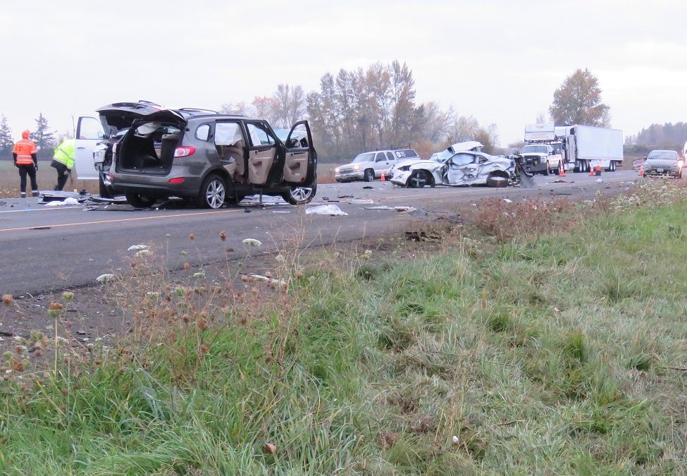 Fatal I-5 Crash Near Woodburn leaves one dead and several Hurt