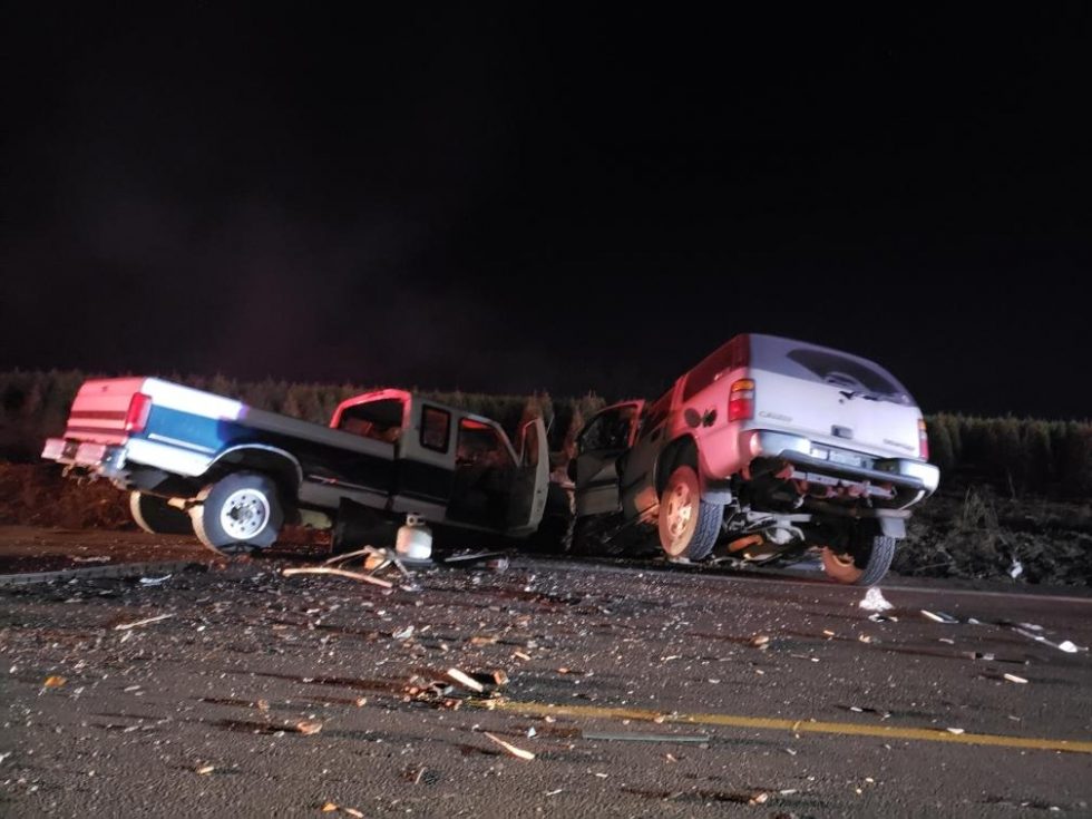 Two dead and one seriously injured in headon car accident Clackamas